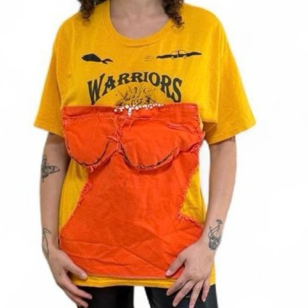 DIY Warriors shirt with titty kangaroo pouch